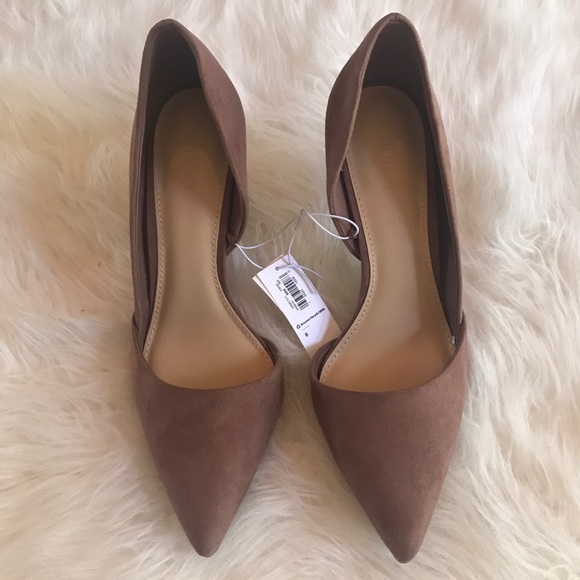 taupe suede pumps